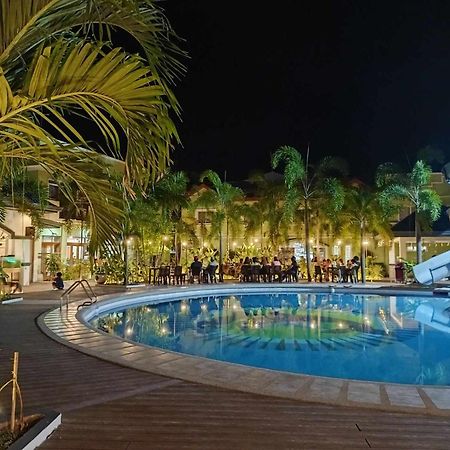Marand Family Resort Bauang Exteriör bild