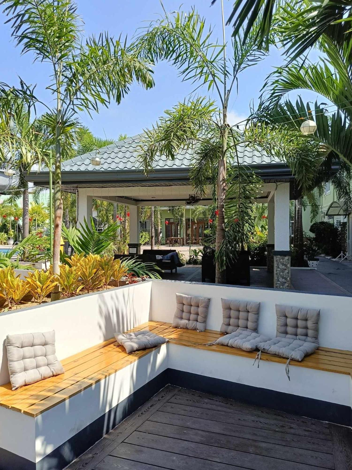 Marand Family Resort Bauang Exteriör bild
